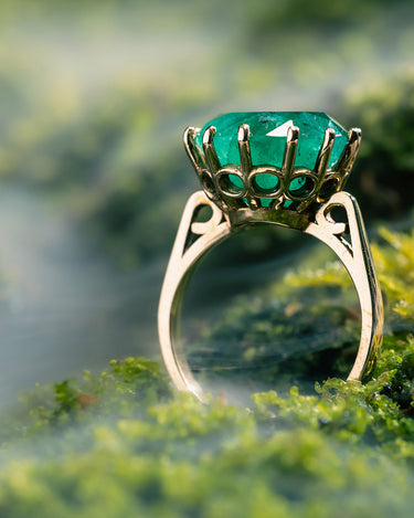 Natural emerald Princess Pride Ring close-up emphasizing RAFU APPU’s eco-conscious, earth-mined gemstone selection.